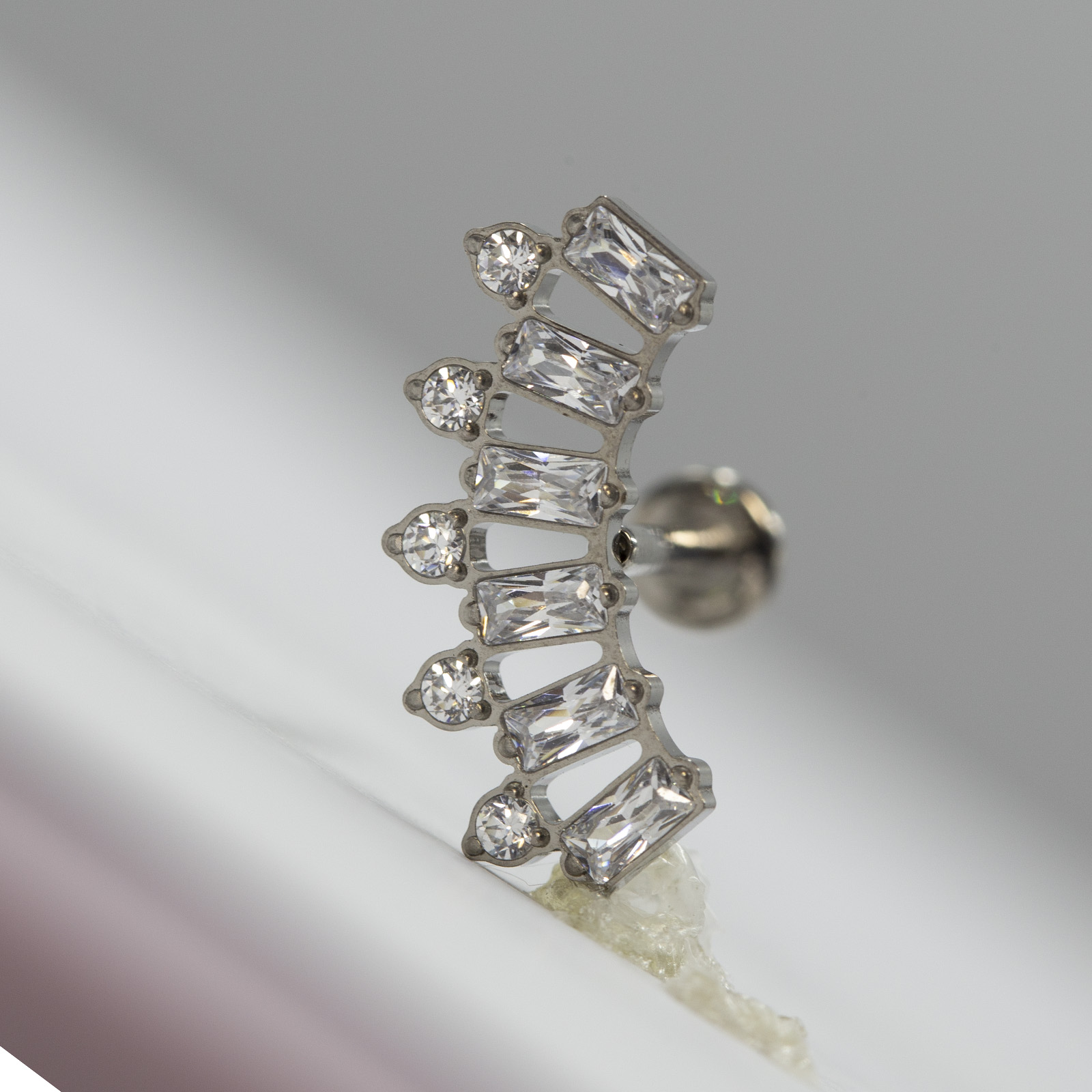 Couronne à filetage interne en - Body Jewelry Internally Threaded avis et prix