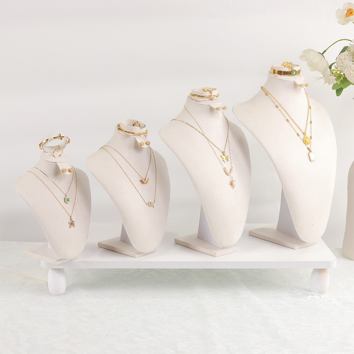 Bustes d'exposition de bijoux  - Body Jewelry Holder avis et prix
