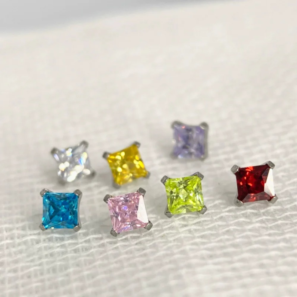 Anneaux de piercing pour lèvre - Body Jewelry Internally Threaded avis et prix