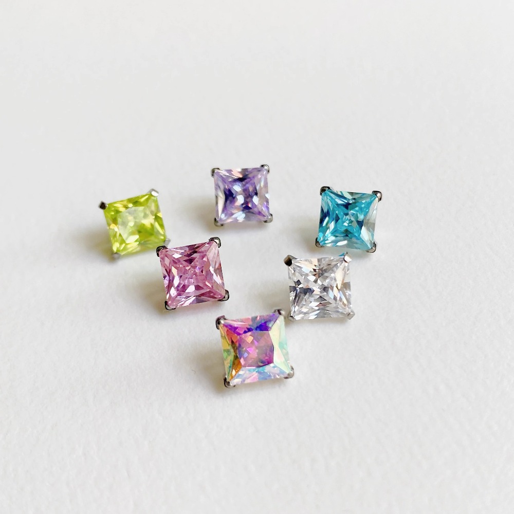 Anneaux de piercing pour lèvre - Body Jewelry Internally Threaded avis et prix